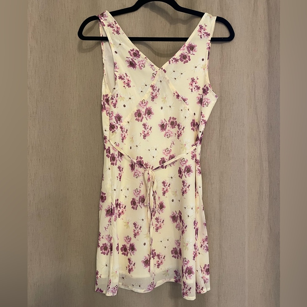 Princess Polly Nelly Mini Dress Yellow Floral size US 2 New Without Tags - Picture 4 of 5